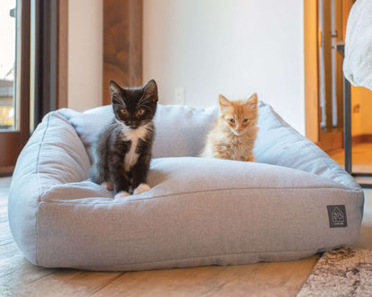 loafer - pet sofa bed -4 Cats & Dogs Home Furnishings Inc